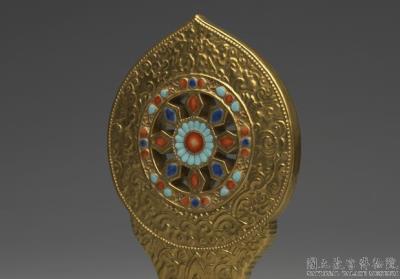 图片[3]-Gilt porcelain monstrance with the Wheel of the Law/ Dharmachakra in fencai painted enamels, Qing dynasty,  Jiaqing reign (1796-1820)-China Archive